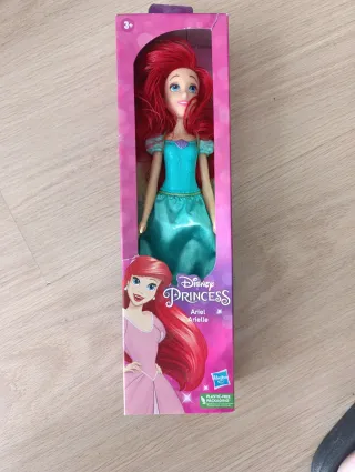 Muñeca Ariel Princesa Disney tipo barbie