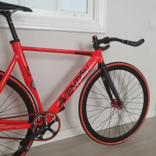 Bicicleta Aventon Mataro Low