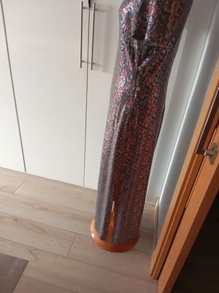 Vestido fiesta lentejuelas Zara