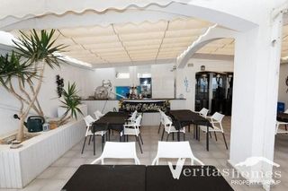 Local comercial en venta en Urb. El Palmeral en Mojácar