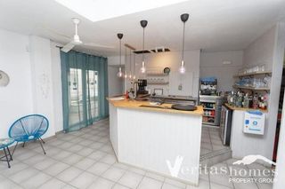 Local comercial en venta en Urb. El Palmeral en Mojácar