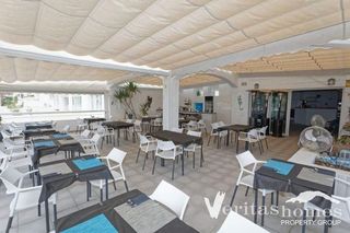 Local comercial en venta en Urb. El Palmeral en Mojácar