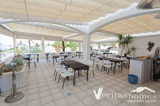 Local comercial en venta en Urb. El Palmeral en Mojácar
