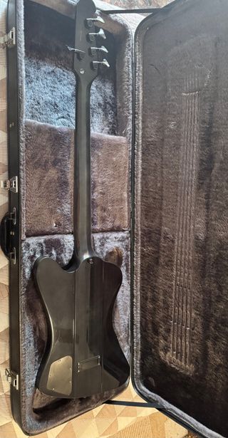 Epiphone Thunderbird Pro-V Bajo + Funda Original