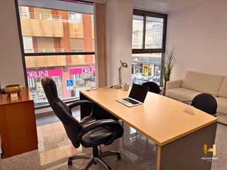 Oficina en alquiler en Ensanche - Diputación en Alicante