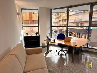 Oficina en alquiler en Ensanche - Diputación en Alicante