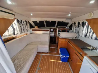 Barco fairline 33