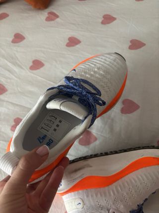 Zapatillas Nike React Talla 36.5 Nuevas