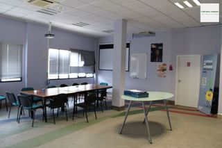 Nave industrial en alquiler en Divina Pastora en Alicante