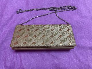 Bolso de fiesta brillante dorado