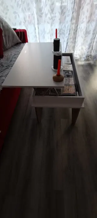 Mesa de centro elevable blanca