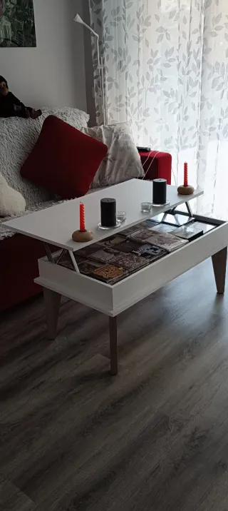 Mesa de centro elevable blanca