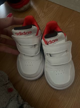 Zapatillas Adidas niño velcro