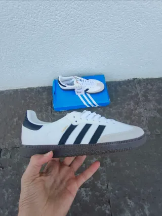 Adidas Samba estilo OG nuevas con etiquetas.