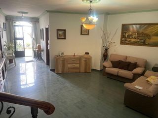 Chalet en venta en Baena