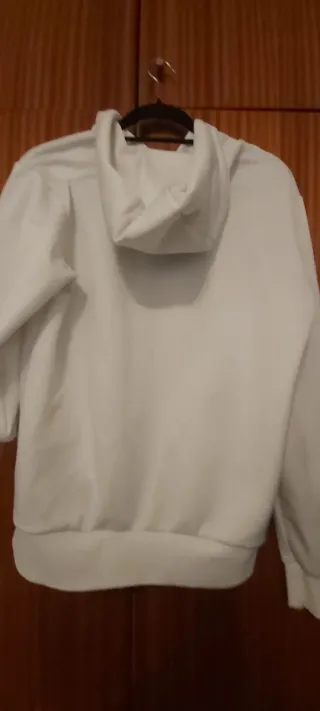 Chaqueta deportiva Nike  SIMILAR DE MADURO