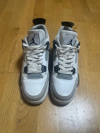 Jordan 4 Military Black