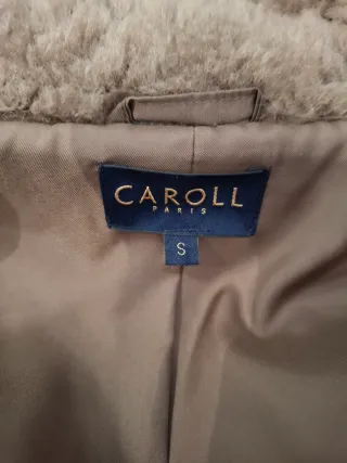 Abrigo CAROLL marrón p beis clarito usado una vez