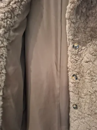 Abrigo CAROLL marrón p beis clarito usado una vez