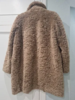 Abrigo CAROLL marrón p beis clarito usado una vez