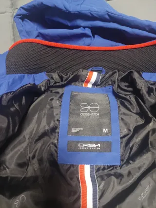 Abrigo Crosshatch Azul Talla M