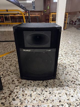Equipo de sonido para gimnasio