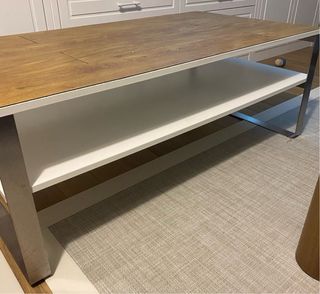 Mesa de centro Ikea madera y metal.