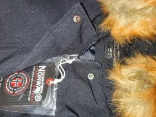 Abrigo azul marino Mujer Norway con Capucha