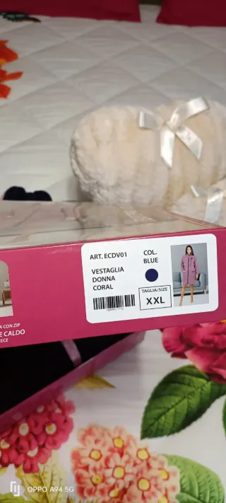 Vestaglia donna blu e rosa è taglia XXL ma' veste