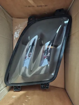 Faro Izquierdo Fiat Coupe original con su caja.