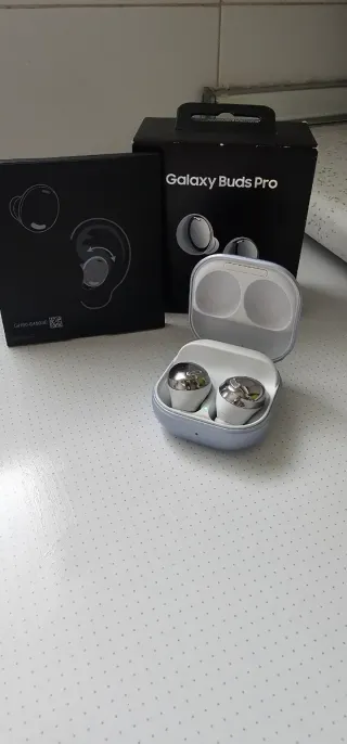 Samsung Galaxy Buds Pro Plata