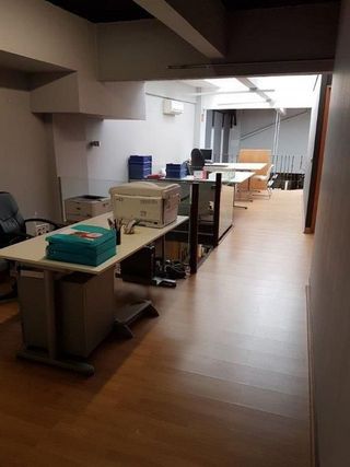 Local comercial en alquiler en Castilla - Hermida en Santander