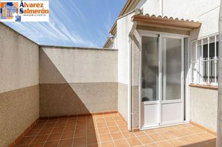 Chalet en venta en Illora