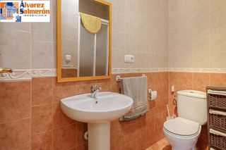 Chalet en venta en Illora