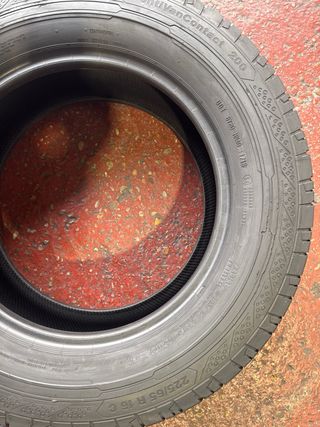 Neumático Continental 225/65R16C
