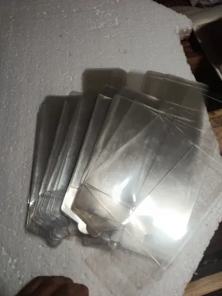 (72)Cajas transparentes de protección