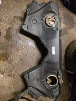 Depósito combustible BMW 540i E39