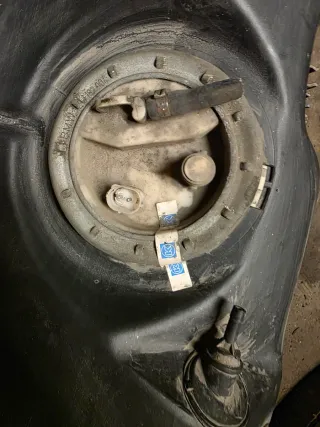 Depósito combustible BMW 540i E39