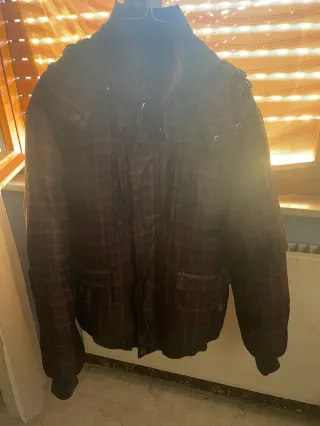 Giubbotto a quadri marrone e nero