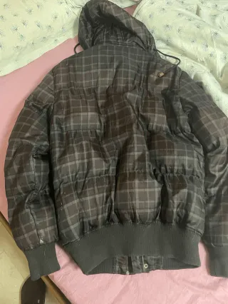 Giubbotto a quadri marrone e nero