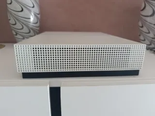 Xbox One S Blanca
