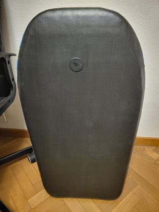 Tabla de surf con diseño floral