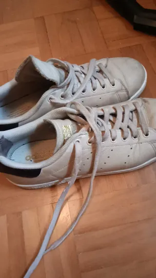 Zapatillas Adidas Stan Smith Beige/Negras