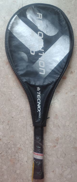 Raqueta Tenis Revolution 4.10 sin estrenar