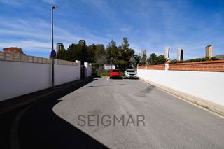 Terreno en venta en Pueblo Poniente en Benidorm