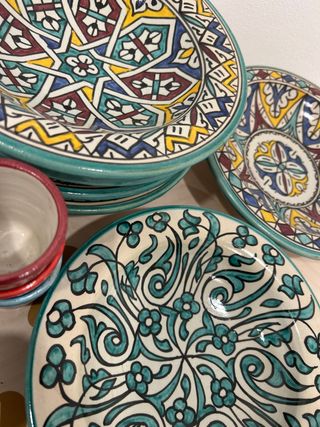 Plato decorativo pintado a mano