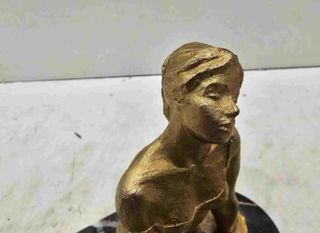 ESCULTURA DE BRONCE ” DOMINIQUE ” DE MONTSERRAT PR