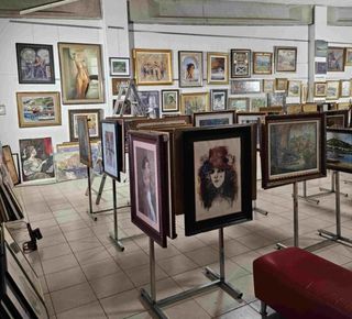 ESCULTURA DE BRONCE ” DOMINIQUE ” DE MONTSERRAT PR