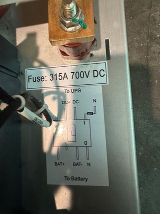 Interruptor Automático Schneider NSX630S DC