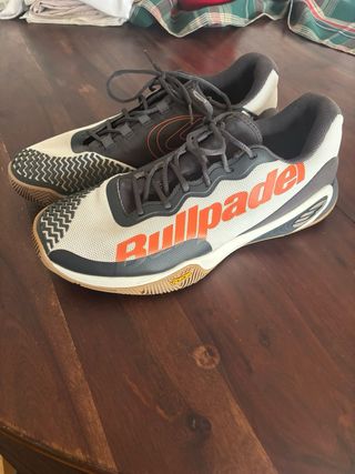 Zapatilla Bullpadel Hack Vibram
